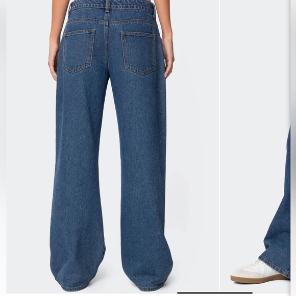 Edikted Raelynn Washed Low Rise Jeans - Picture 3 of 4